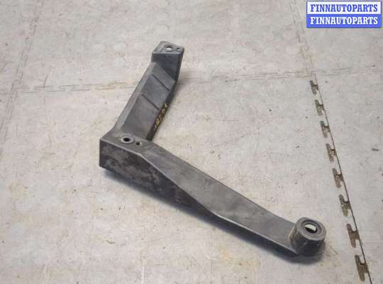 купить Кронштейн бампера на Volkswagen Touareg 2002-2007