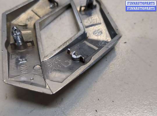 купить Эмблема на Renault Scenic 2003-2009