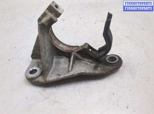 купить Кронштейн полуоси на Renault Clio 2009-2012