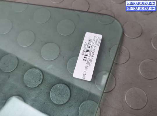 купить Стекло боковой двери на Lincoln Navigator 2006-2014