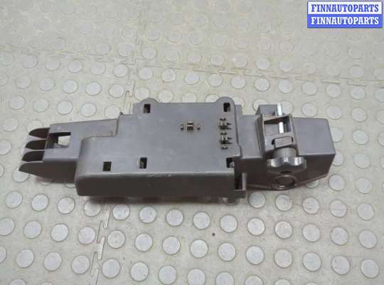 купить Пластик (обшивка) внутреннего пространства багажника на Renault Kangoo 2008-2013