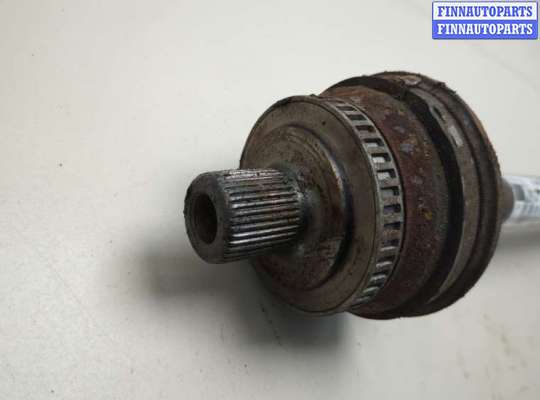 Приводной вал (Полуось в сборе) на Audi A4 (8E/8H, B6)