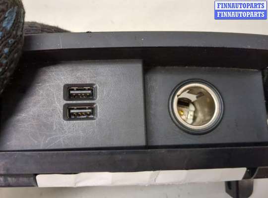 купить Разъем AUX/USB на Volvo S90 2016-2020
