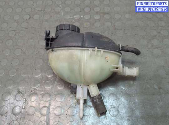 купить Бачок расширительный на Mercedes C W204 2006-2015