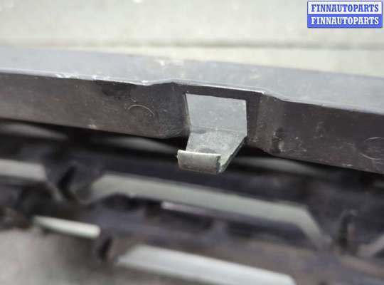 купить Решетка радиатора на Land Rover Discovery 3 2004-2009