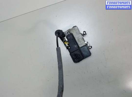 купить Замок двери на Volvo XC90 2002-2014