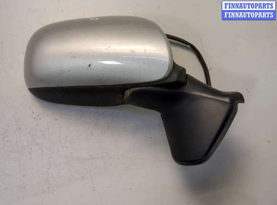 Зеркало боковое на Toyota Auris I (E150)