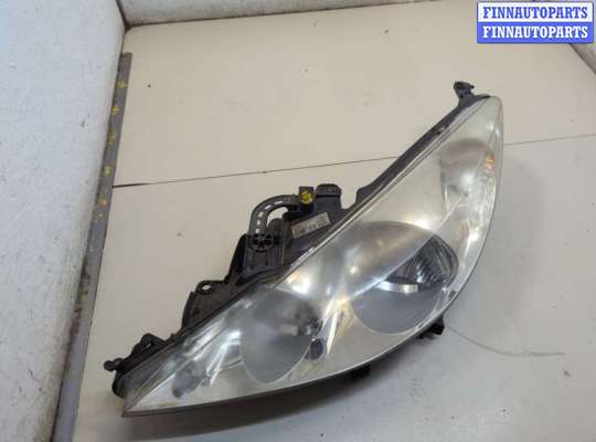 Фара передняя на Peugeot 207