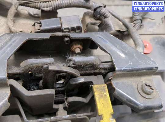 купить Замок капота на Ford Fiesta 2012-2019
