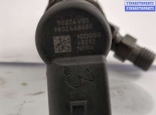 Форсунка топливная на Volvo V40 Cross Country (P1)