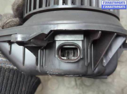 купить Двигатель отопителя (моторчик печки) на Mazda 5 (CR) 2005-2010