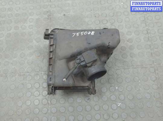 купить Измеритель потока воздуха (расходомер) на Toyota Auris E15 2006-2012