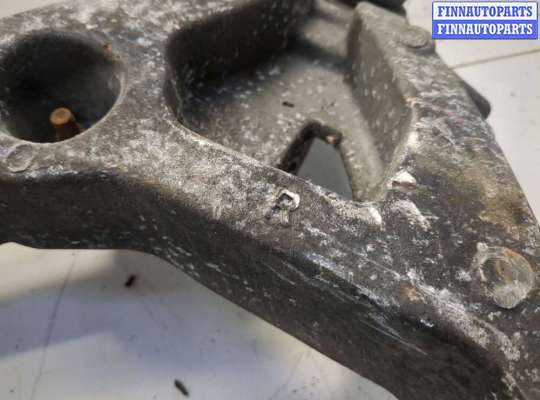 купить Рычаг подвески на Lincoln Navigator 2002-2006