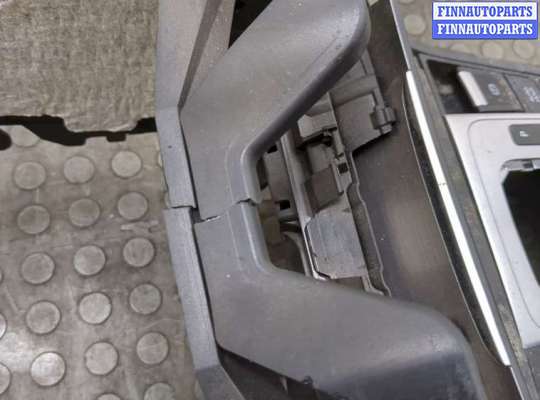 купить Консоль салона (кулисная часть) на Volkswagen Passat 7 2010-2015 Европа