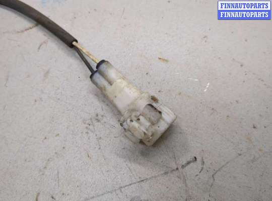 купить Кулак поворотный на Pontiac Vibe 1 2002-2008