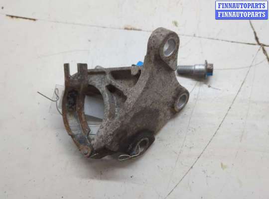 купить Кронштейн полуоси на Renault Laguna 2 2001-2007