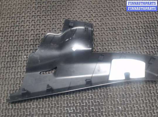 купить Накладка стойки на Audi Q7 2005-2015