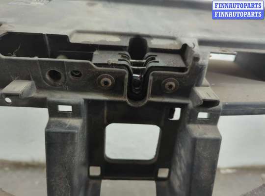 купить Рамка передняя (телевизор) на Volkswagen Passat 6 2005-2010