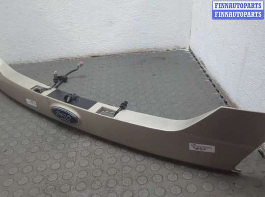 купить Накладка крышки багажника (двери) на Ford Escape 2015-2019