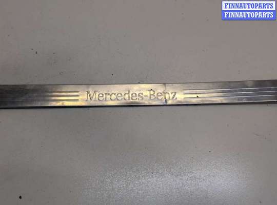 купить Накладка на порог на Mercedes C W204 2006-2015