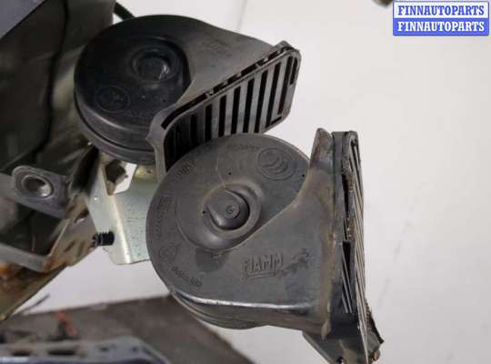 купить Усилитель бампера на Ford Focus 3 2011-2015