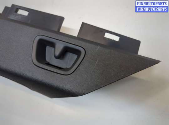 купить Пластик (обшивка) салона на Volvo V60 2018-2025