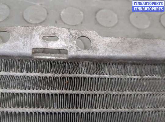 купить Радиатор охлаждения двигателя на Ford Escape 2000-2006