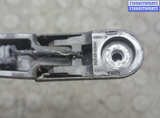 Поводок дворника на Citroen C-Crosser