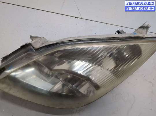 купить Фара (передняя) на Toyota Corolla Verso 2002-2004