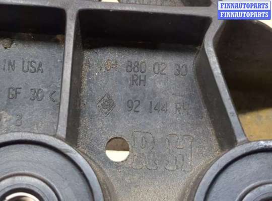 купить Кронштейн бампера на Mercedes ML W164 2005-2011