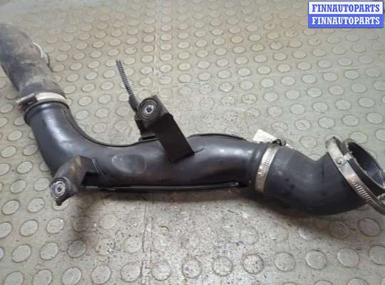 купить Патрубок интеркулера на Skoda SuperB 2008-2015