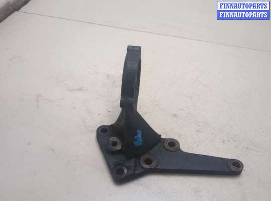 купить Кронштейн полуоси на Nissan X-Trail (T30) 2001-2007