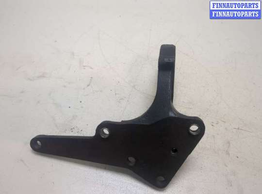 купить Кронштейн полуоси на Nissan X-Trail (T30) 2001-2007