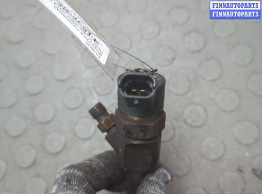 купить Форсунка топливная на Opel Vivaro 2001-2014