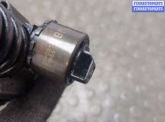 купить Форсунка топливная на Volkswagen Touran 2006-2010