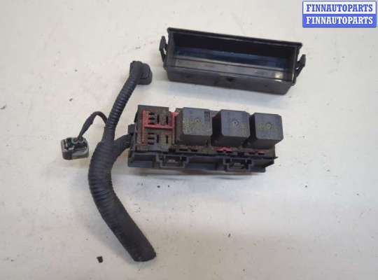 купить Блок реле на Ford Escape 2000-2006