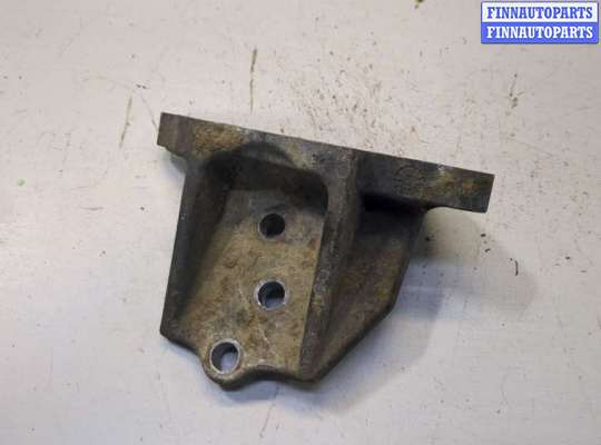 купить Кронштейн редуктора на Nissan X-Trail (T30) 2001-2007