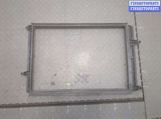 Кожух вентилятора радиатора (диффузор) VL482686 на Volvo V70 2001-2008