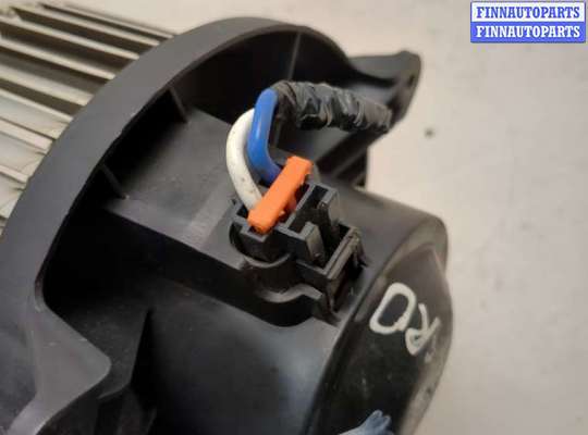 купить Двигатель отопителя (моторчик печки) на Nissan Navara 2004-2015