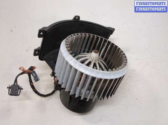 купить Двигатель отопителя (моторчик печки) на Volkswagen Transporter 5 2003-2015