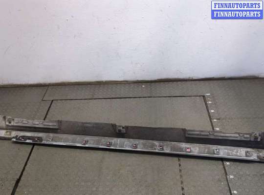 купить Накладка на порог на Mazda 3 (BP) 2019-2025