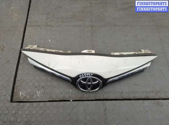 Решетка радиатора TT957081 на Toyota Avensis 3 2008-2018