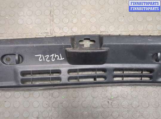 купить Пластик (обшивка) внутреннего пространства багажника на Seat Altea 2004-2009