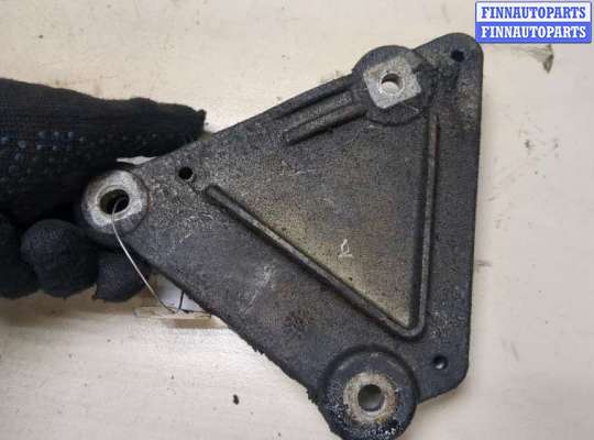 купить Кронштейн компрессора кондиционера на Opel Meriva 2010-2018