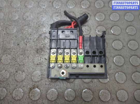 Блок предохранителей FO2089070 на Ford Fusion 2002-2012