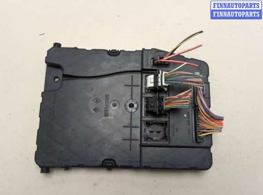 Блок управления бортовой сети (Body Control Module) RN1555415 на Renault Megane 2 2002-2009
