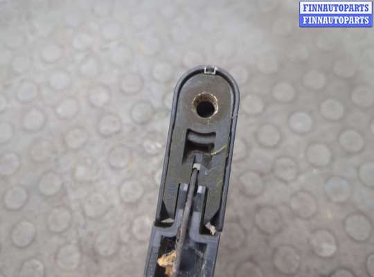 купить Щеткодержатель на Volvo XC90 2002-2014