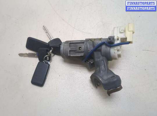 купить Замок зажигания на Toyota Matrix 2002-2008