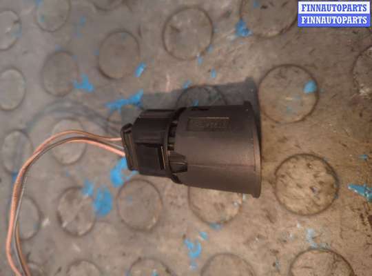 купить Кнопка старта (запуска двигателя) на Renault Megane 2 2002-2009