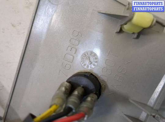 купить Рамка под кулису на Toyota Camry V40 2006-2011